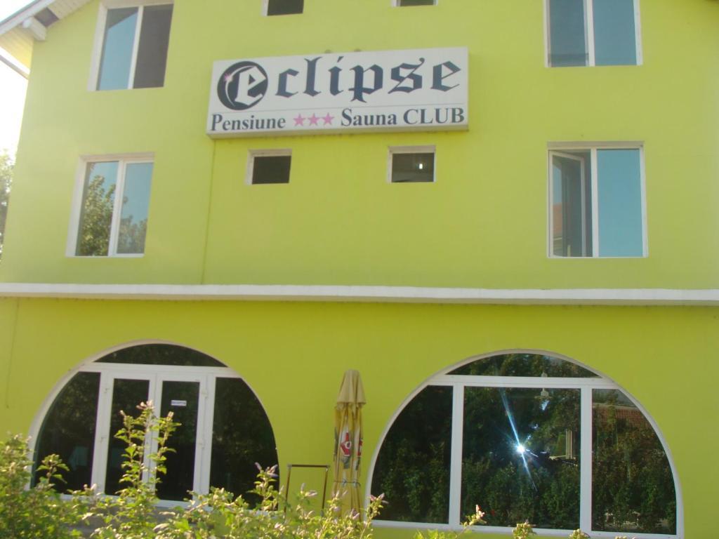 Pension Eclipse Oradea Εξωτερικό φωτογραφία